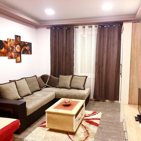 Ceca Apartman Ni 외부 사진