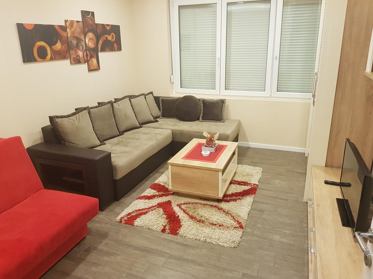Ceca Apartman Ni 외부 사진